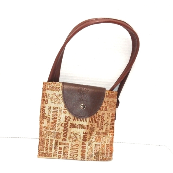 Singapore Folded tote bag for shopping tab and brown - Picture 1 of 5